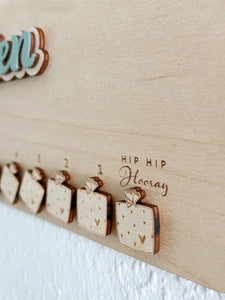Geschenkpaket-Magnet für deinen Countdown-Zähler aus Holz